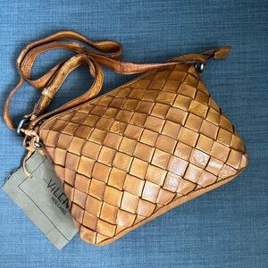 NWT VILENCA HOLAND CROSSBODY SHOULDER BAG WIVED LEATHER